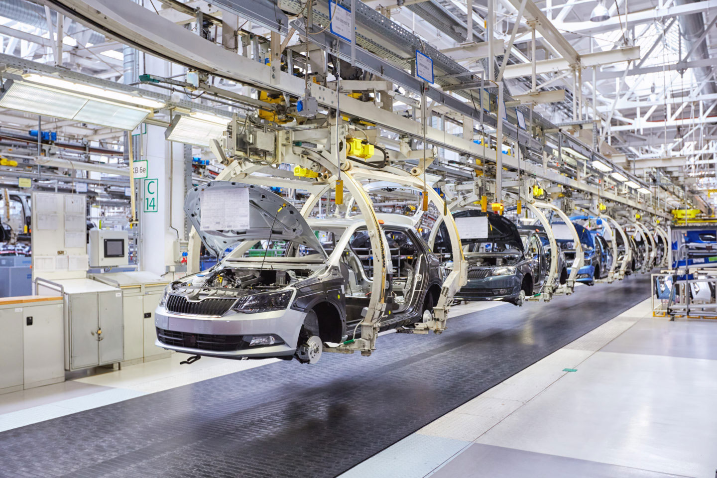 Çimento Fabrikaları Kurulumu İşletmesi – Şeker Fabrikaları – Hazır Beton Tesisleri – Taş Kırma Tesisleri – Mühendislik Hizmetleri – Firmaya Özel Makine Çizimleri
